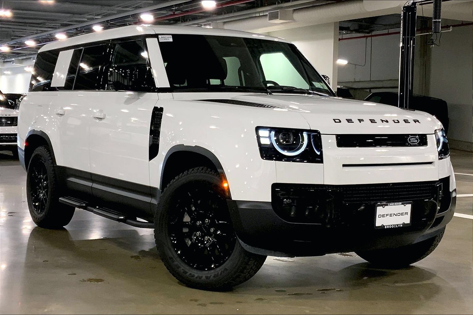 Used 2026 Land Rover Defender 130 S AWD/4WD image 7