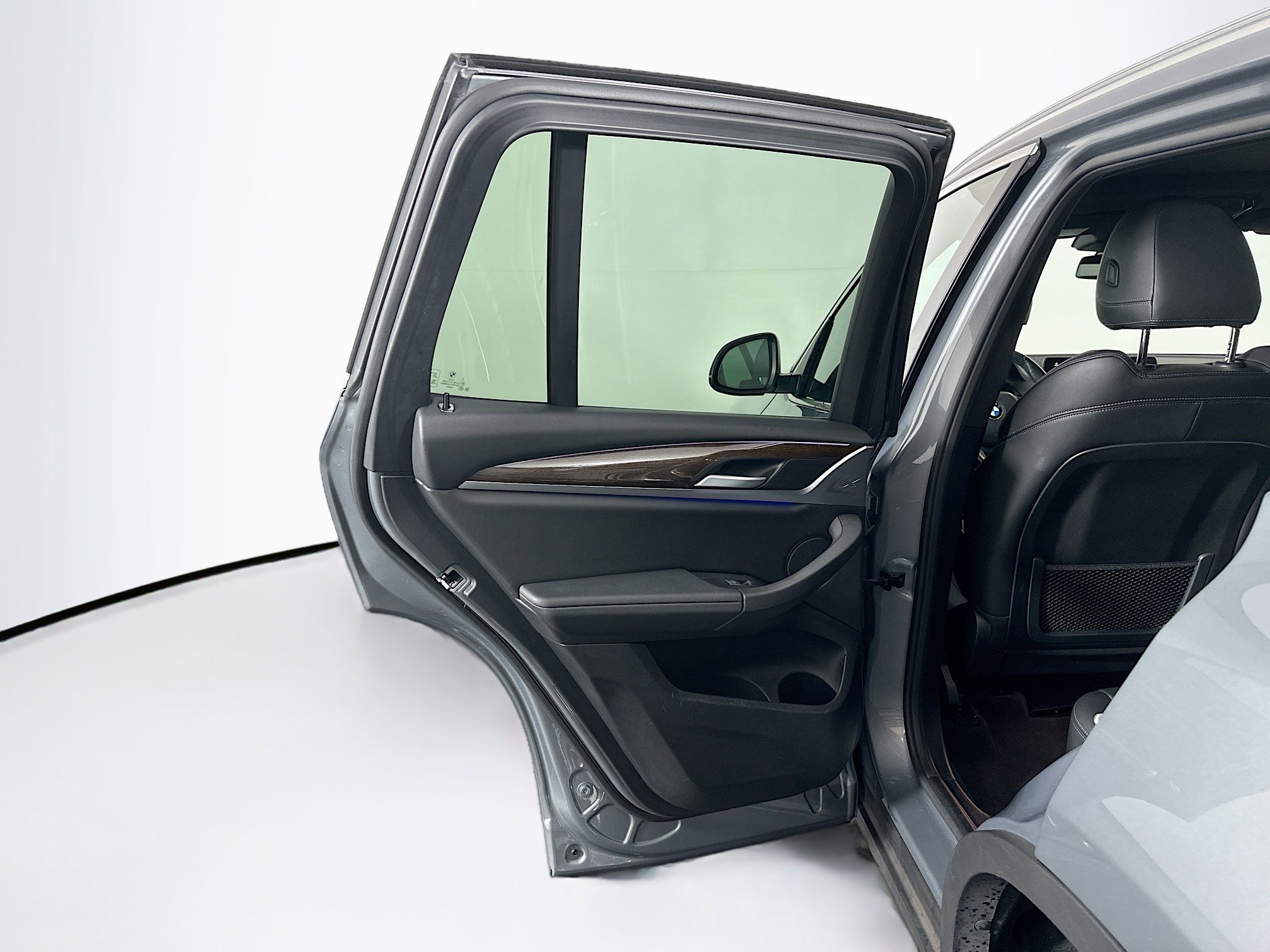 Used 2024 BMW X3 sDrive30i w/ Convenience Package image 28