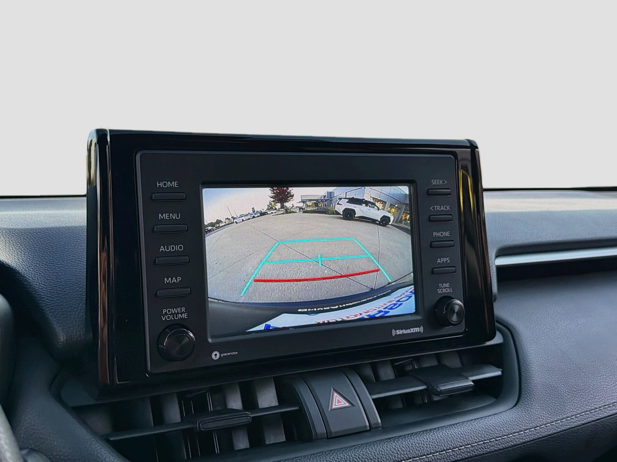 Used 2021 Toyota RAV4 XLE FWD image 19