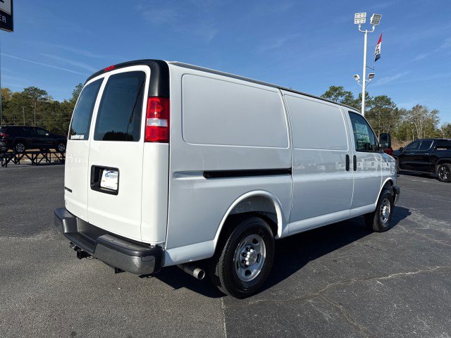 New 2025 Chevrolet Express 2500 image 3