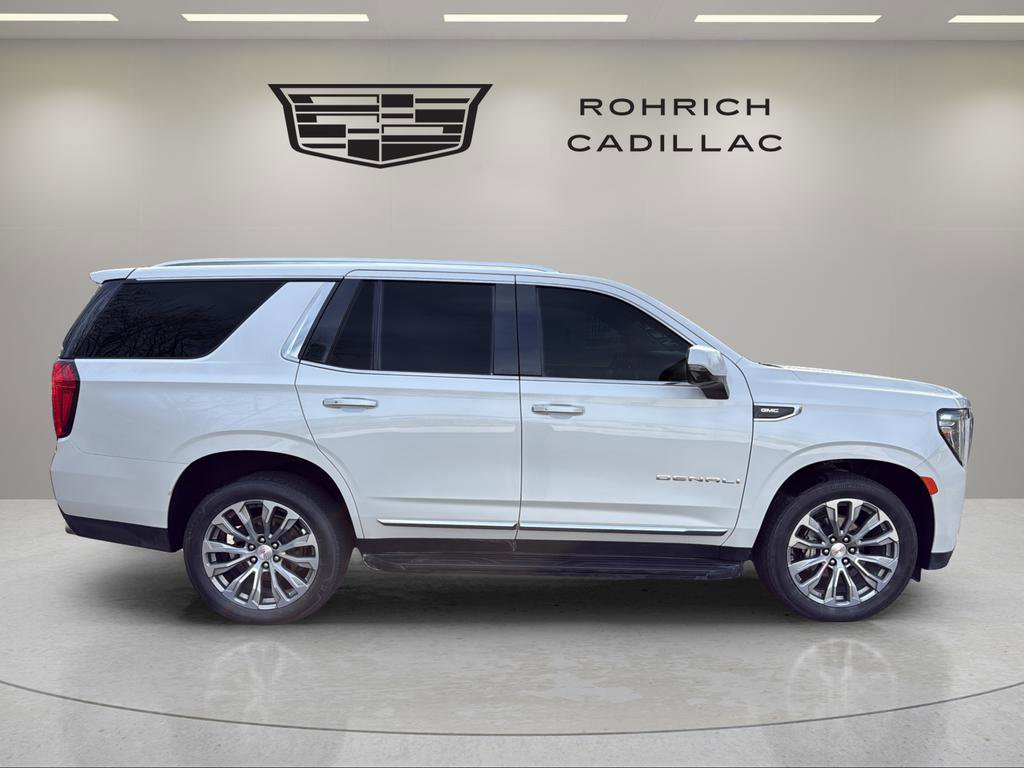Used 2021 GMC Yukon Denali w/ Advanced Technology Package image 5