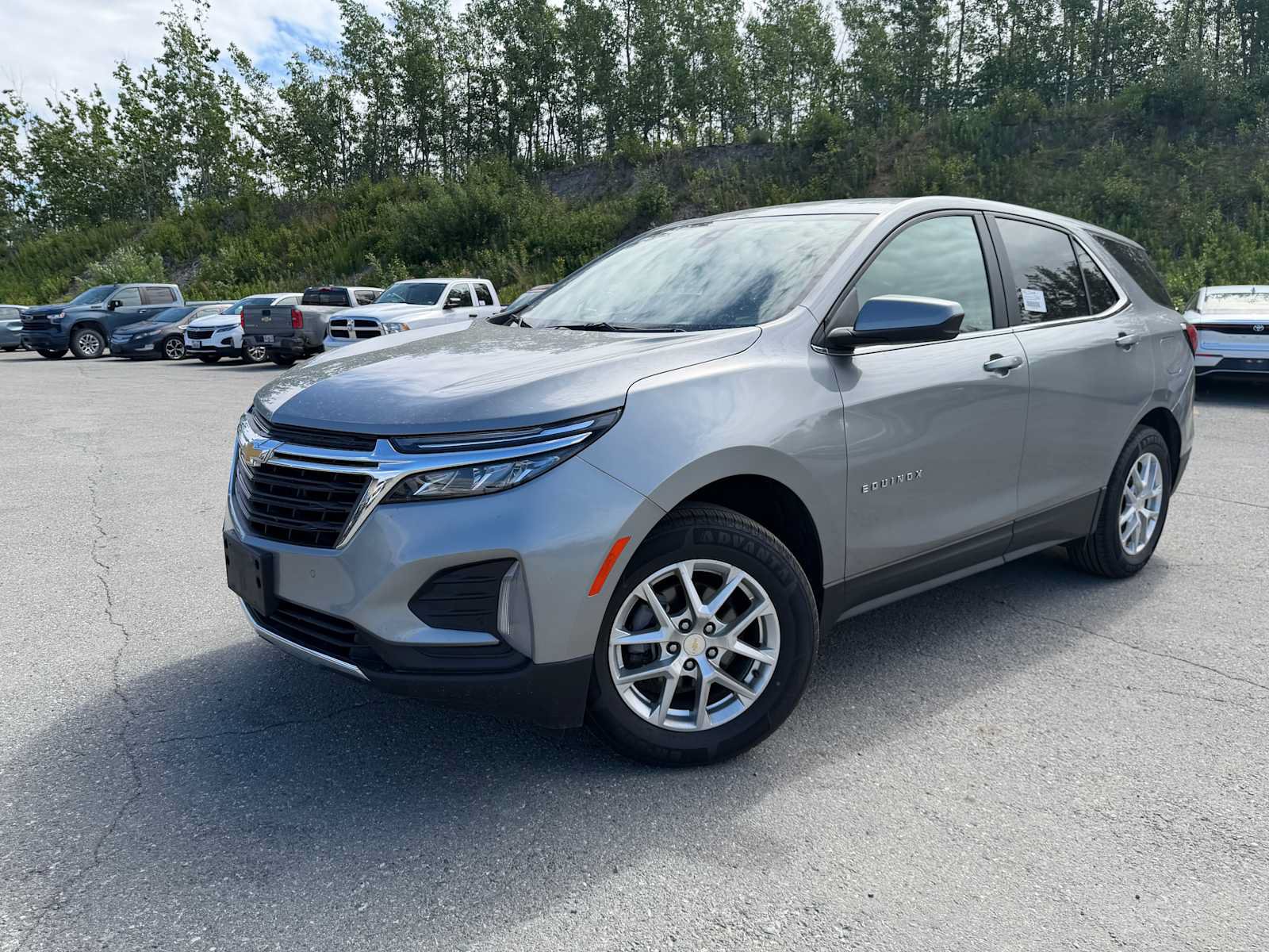 Used 2024 Chevrolet Equinox LT AWD/4WD image 1