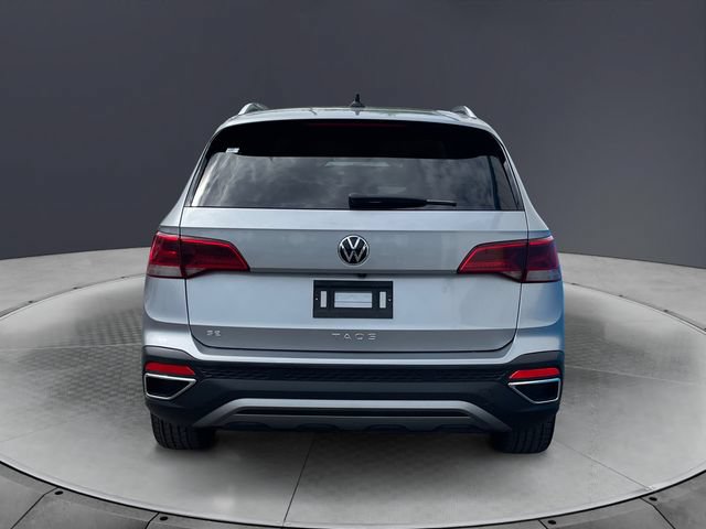 Used 2022 Volkswagen Taos SE FWD image 4