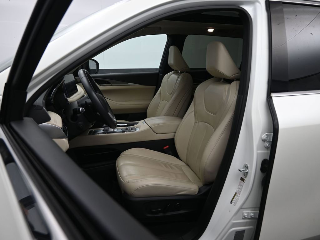 Used 2023 INFINITI QX60 Luxe image 26