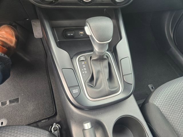 Used 2025 Kia Soul LX FWD image 11