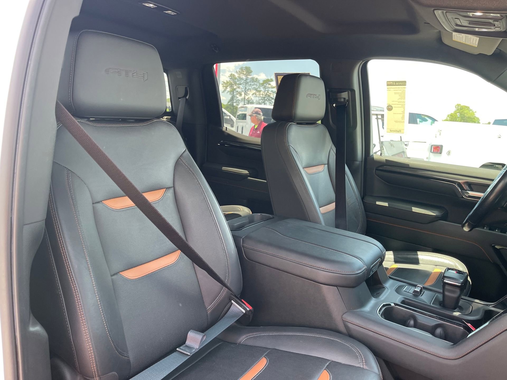 Used 2023 GMC Sierra 1500 AT4 w/ AT4 Premium Package AWD/4WD image 26