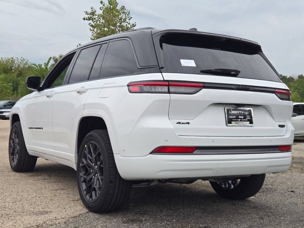 New 2027 Jeep Grand Cherokee Summit AWD/4WD image 24