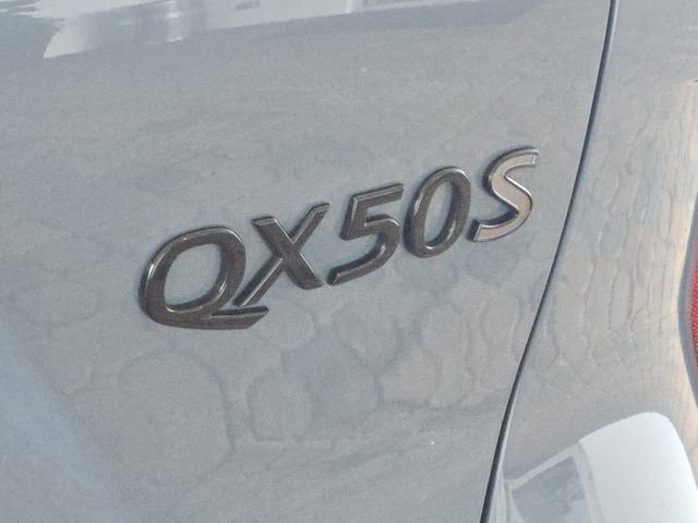 Used 2023 INFINITI QX50 Sport image 9