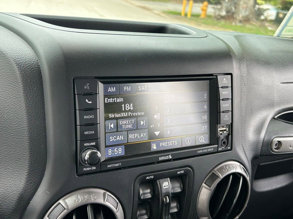 Used 2018 Jeep Wrangler Unlimited Sport S AWD/4WD image 19