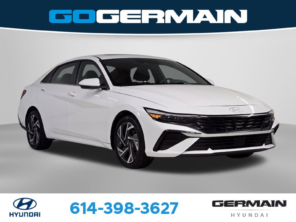 Used 2025 Hyundai Elantra SEL FWD image 4