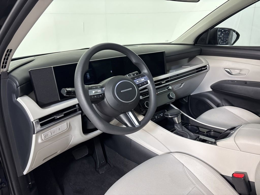 Certified 2025 Hyundai Tucson SEL FWD image 15