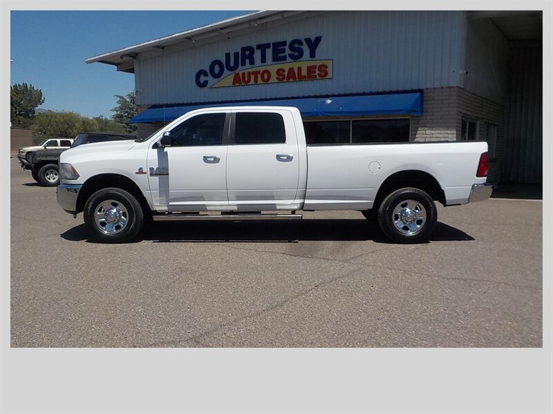 Used 2015 RAM 3500 SLT AWD/4WD image 3