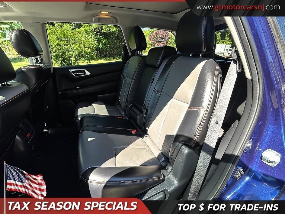 Used 2019 Nissan Pathfinder SL AWD/4WD image 30