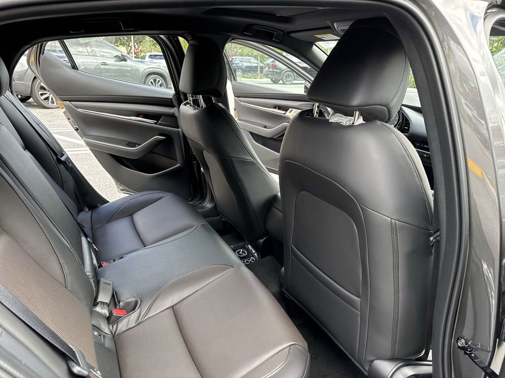 New 2026 MAZDA MAZDA3 2.5 S Hatchback w/ Premium Pkg FWD image 33