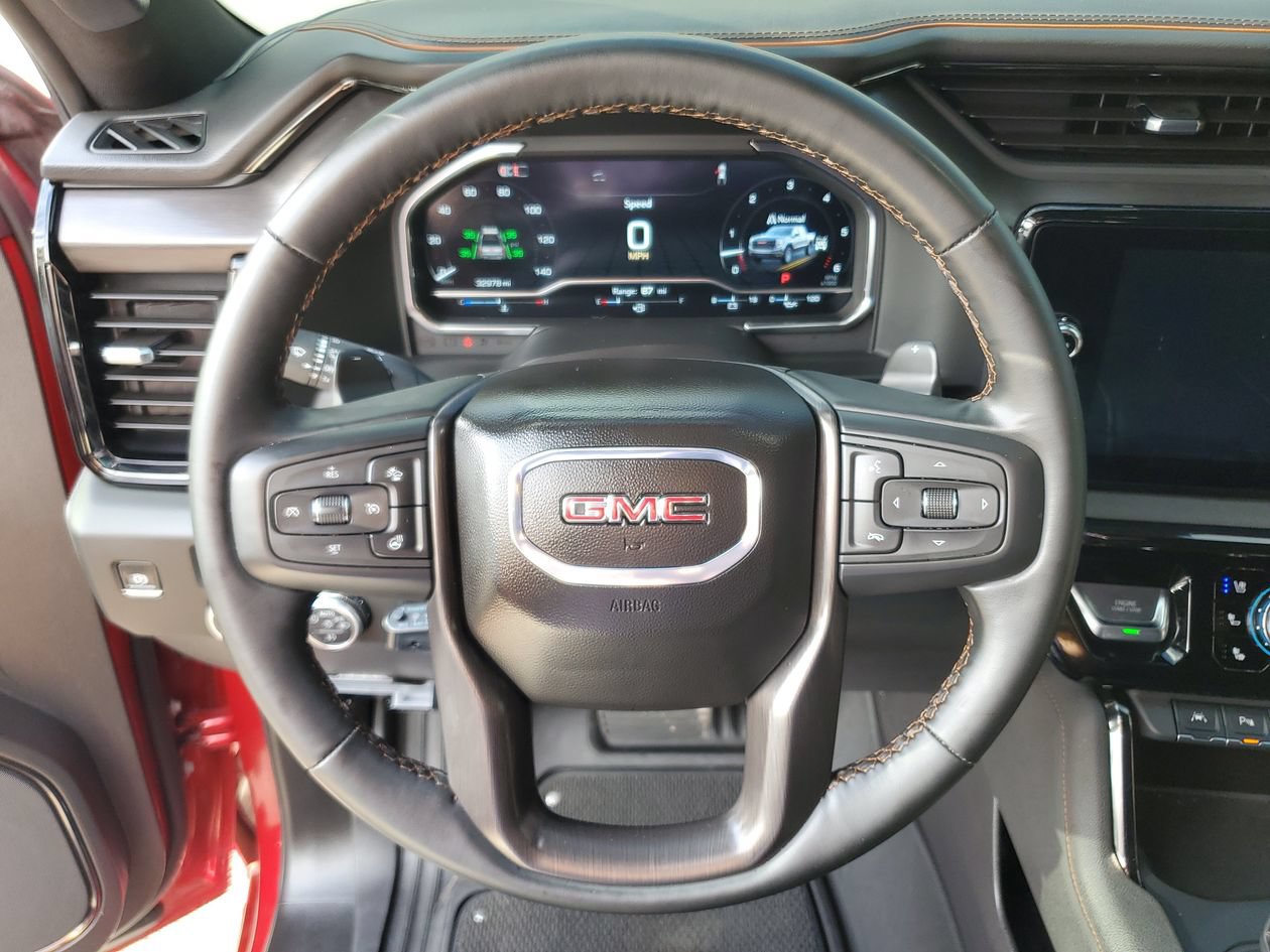 Used 2024 GMC Sierra 1500 AT4 w/ Technology Package AWD/4WD image 21