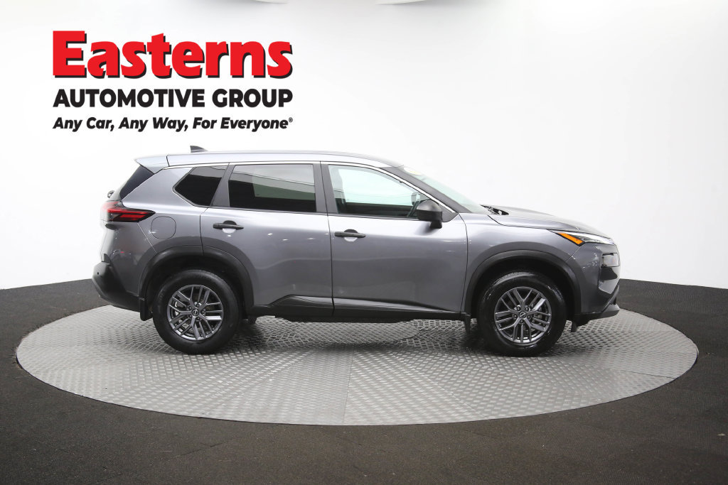 Used 2023 Nissan Rogue S AWD/4WD image 48