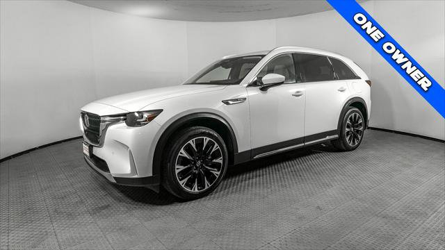 Used 2024 MAZDA CX-90 Plug-In Hybrid w/ Premium Pkg image 2