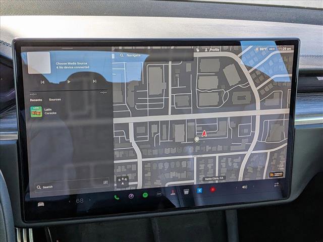 Used 2022 Tesla Model S image 17