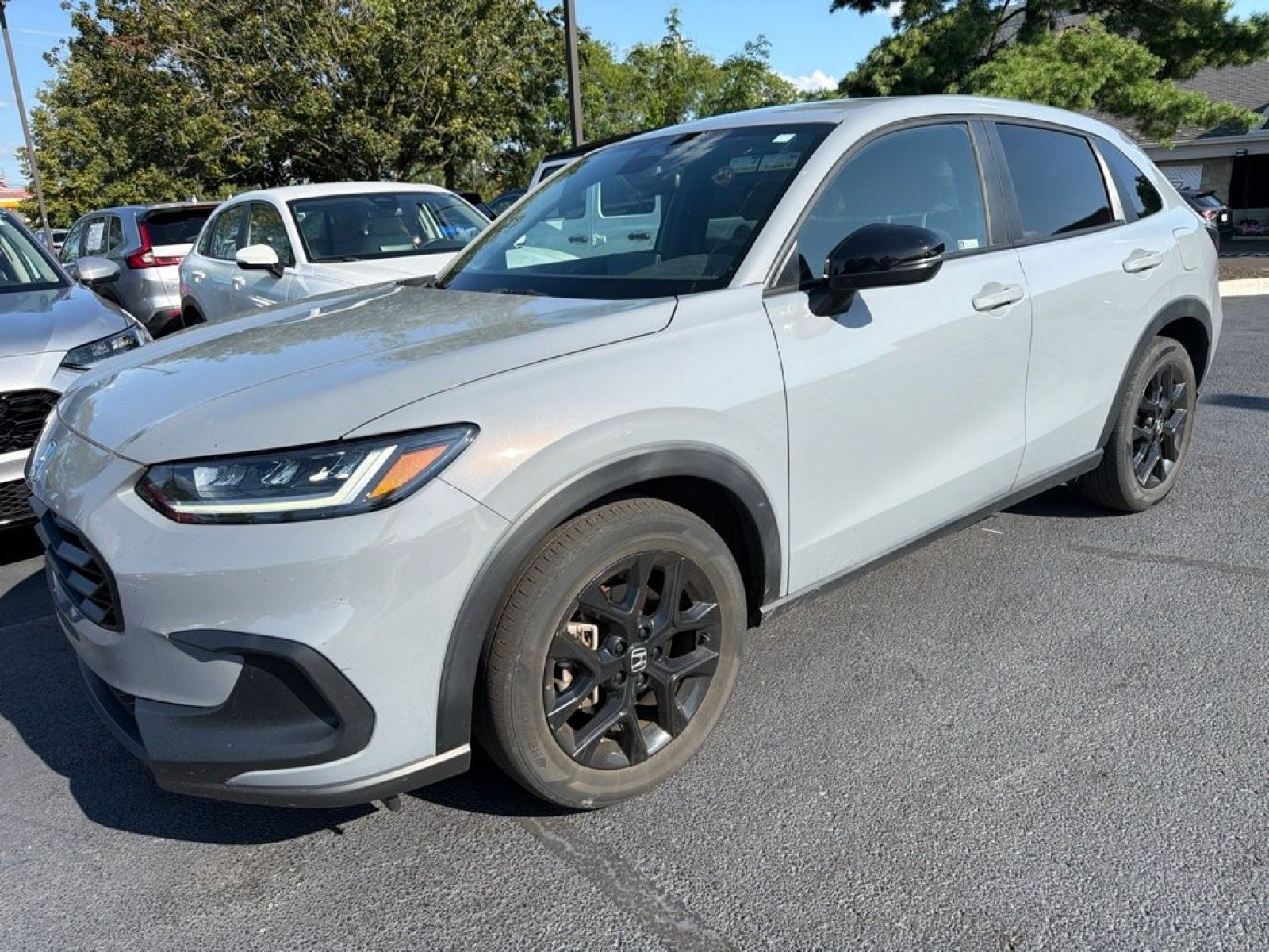 Used 2023 Honda HR-V Sport image 3