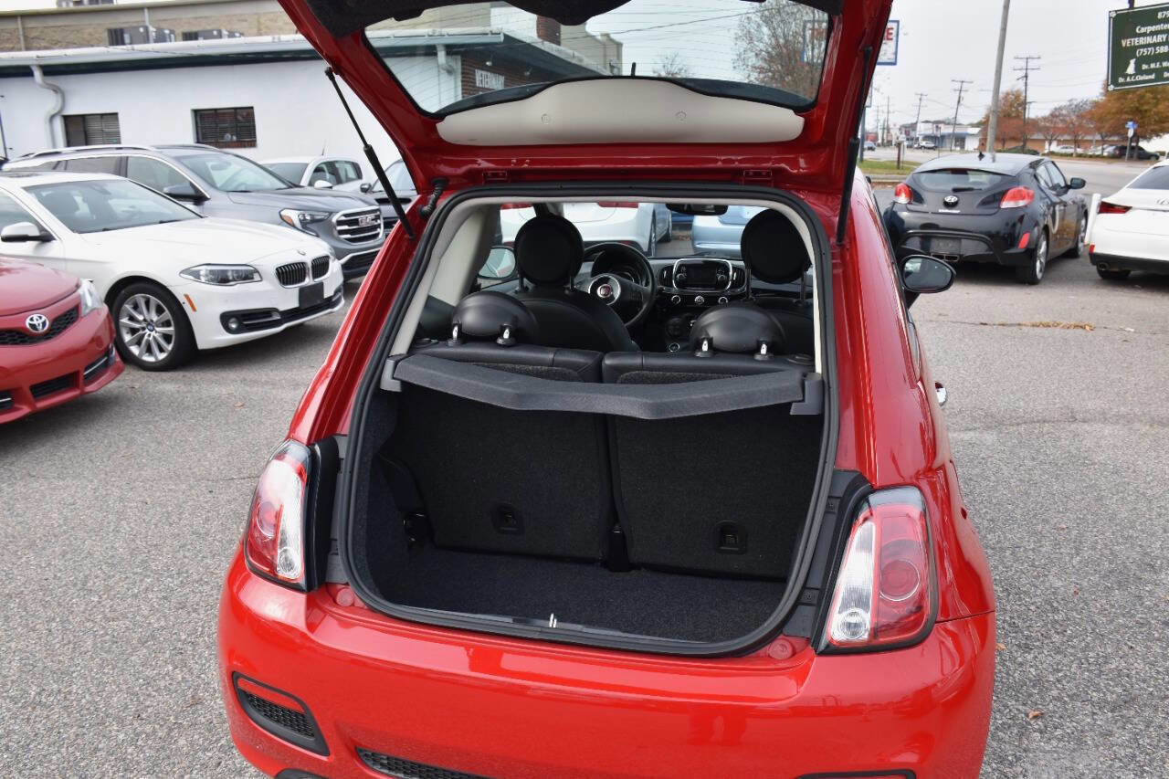 Used 2017 FIAT 500 Pop w/ Sport Black Trim Package image 10