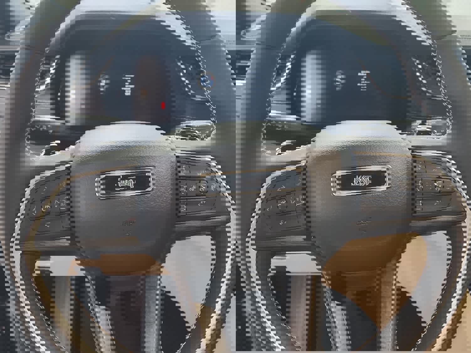 Used 2024 Jeep Grand Cherokee Limited w/ Black Appearance Package image 24