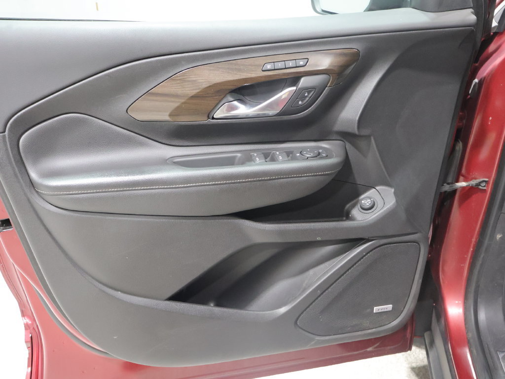 Used 2018 GMC Terrain Denali w/ Advanced Safety Package AWD/4WD image 14