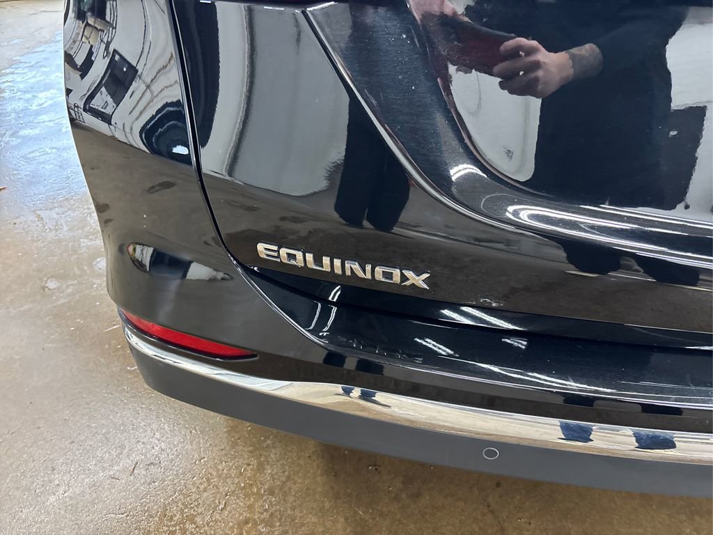 Used 2020 Chevrolet Equinox LT w/ Midnight Edition image 15