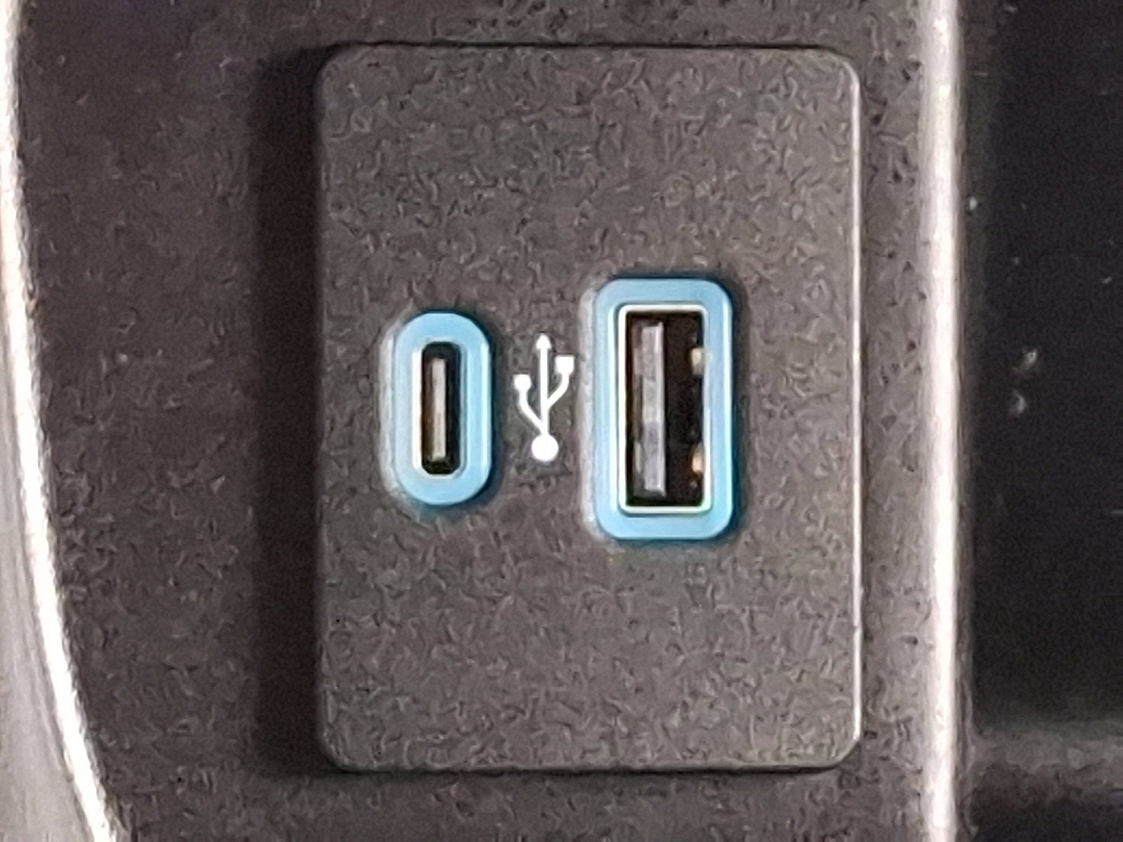 Used 2023 Ford F150 XLT w/ Equipment Group 302A High image 25