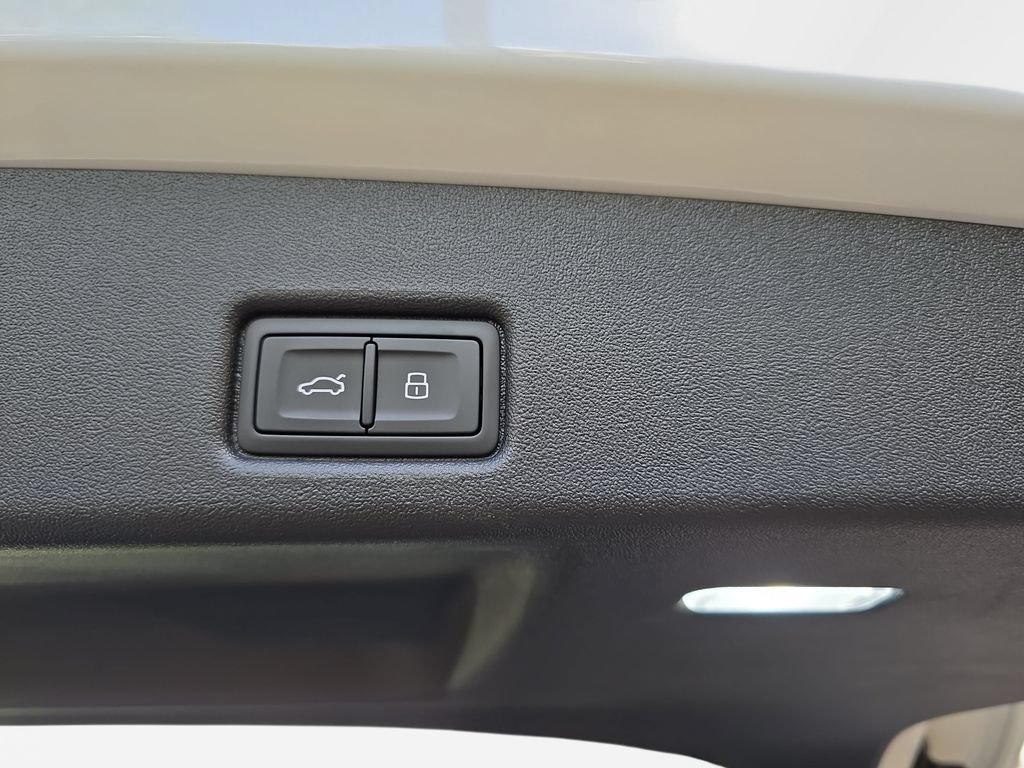 New 2026 Audi SQ5 Premium Plus AWD/4WD image 13