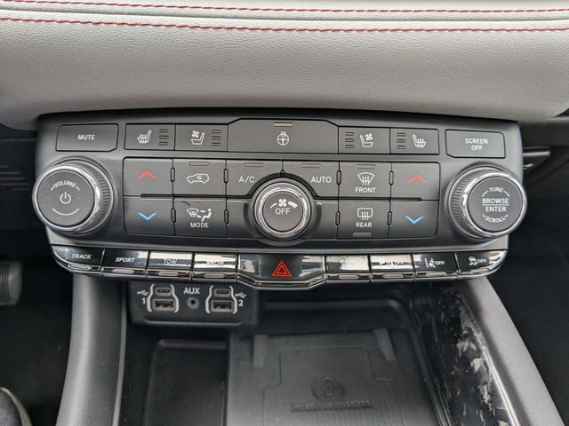 Used 2024 Dodge Durango R/T AWD/4WD image 5