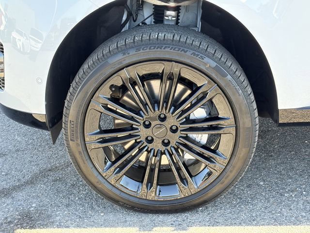 New 2026 Land Rover Range Rover SE image 22