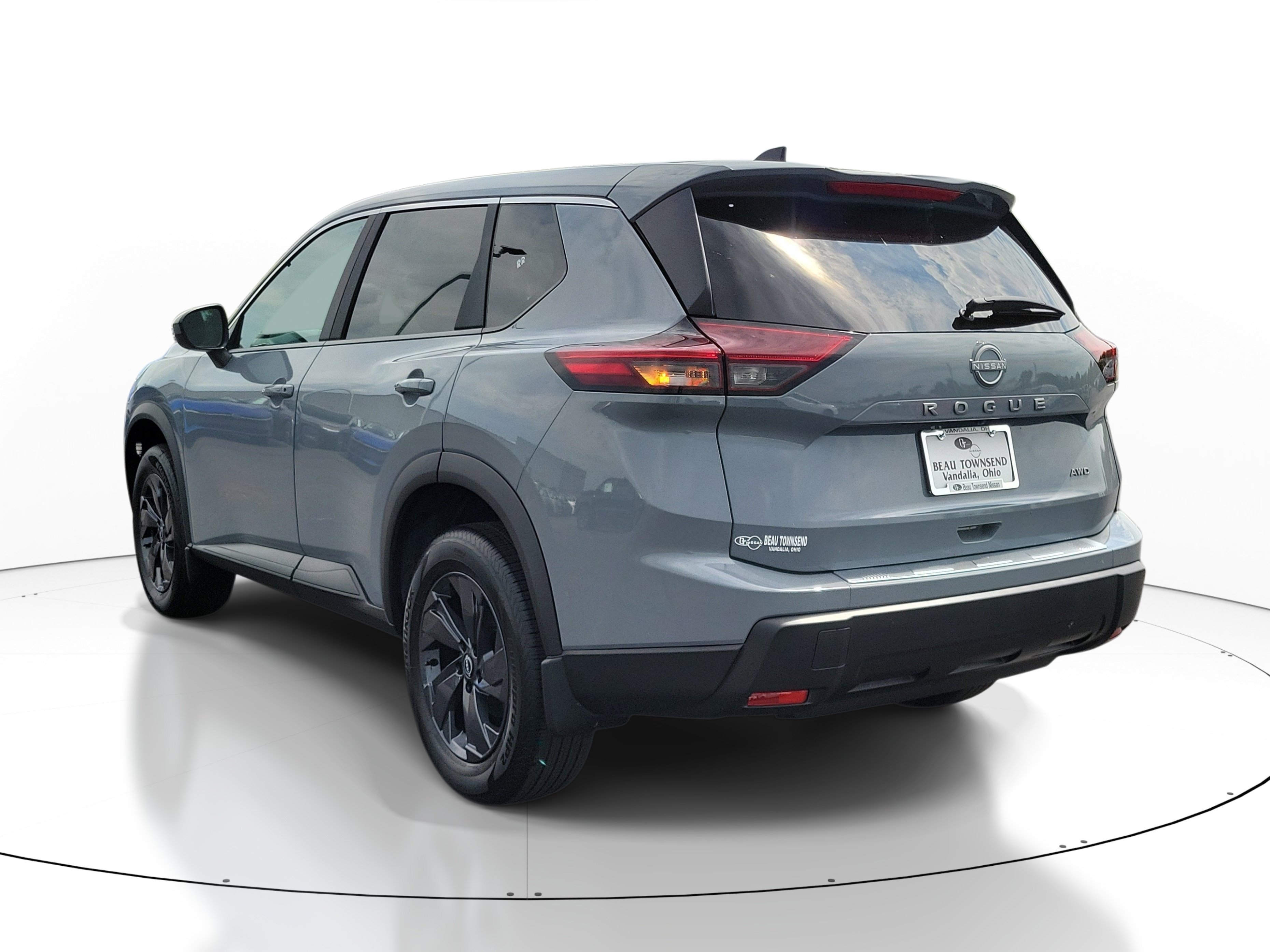 New 2026 Nissan Rogue SV w/ Cold Weather Package AWD/4WD image 3