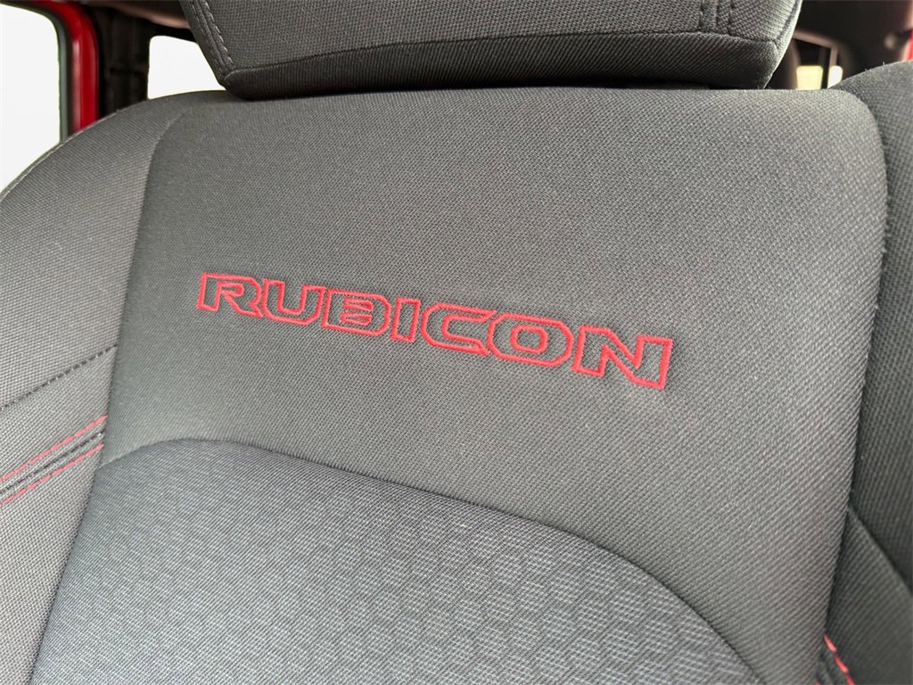 Used 2018 Jeep Wrangler Unlimited Rubicon image 17