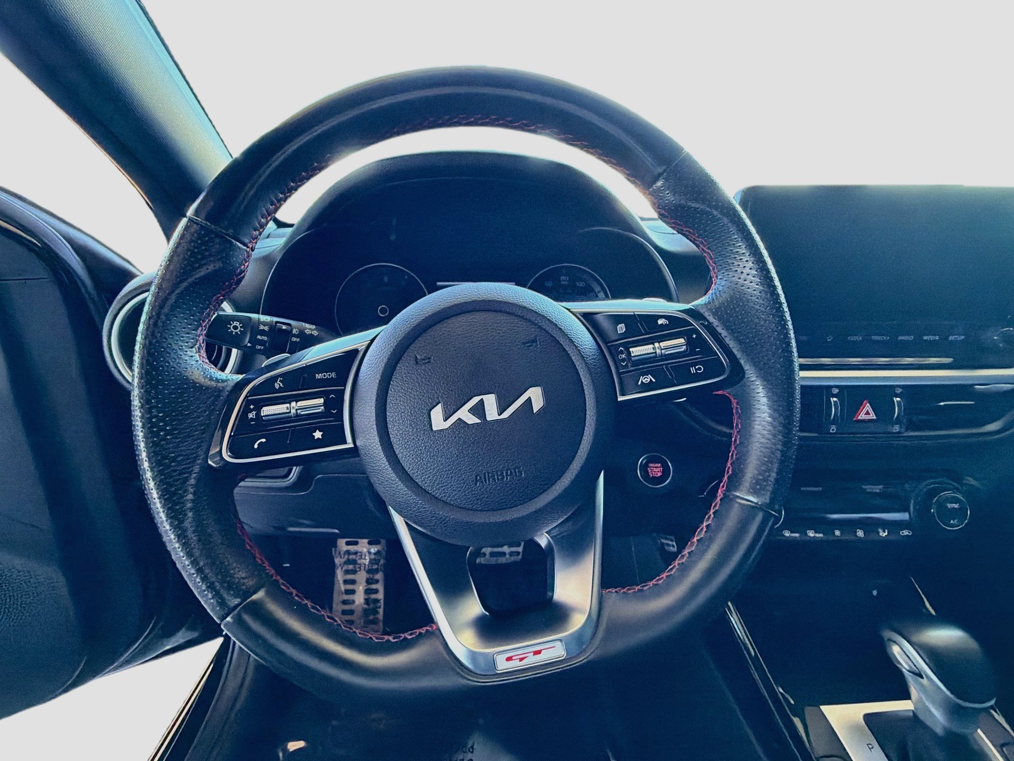 Used 2022 Kia Forte GT FWD image 17