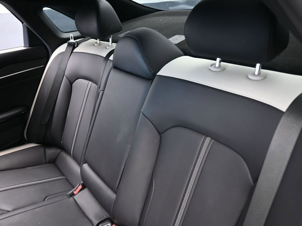 Used 2025 Kia K5 GT-Line image 33