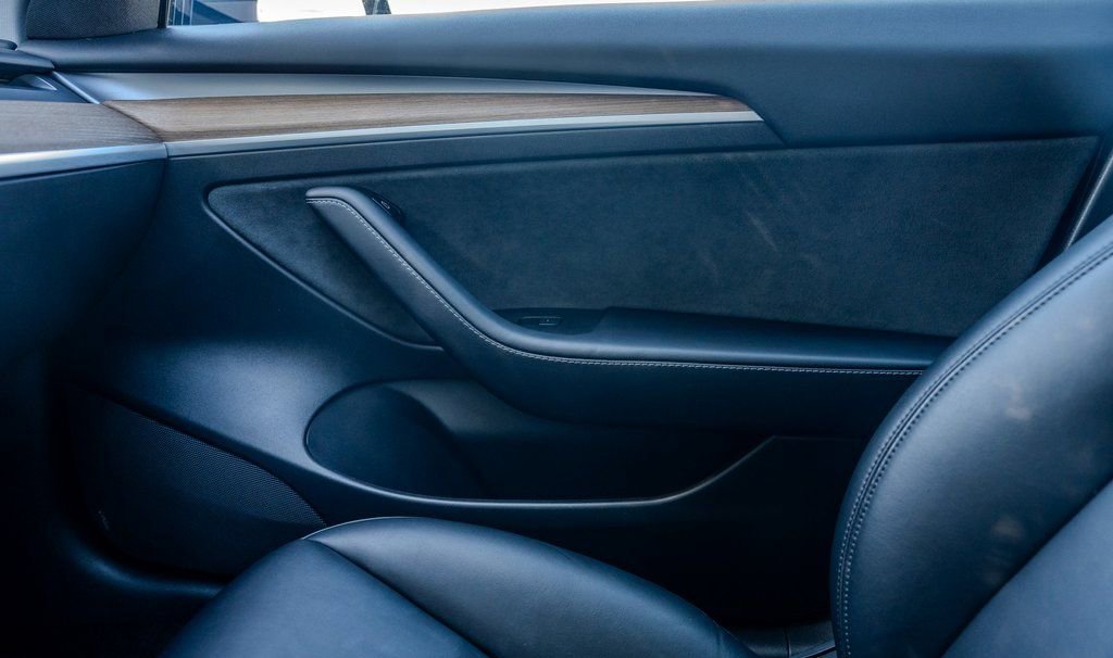 Used 2023 Tesla Model 3 Performance image 12