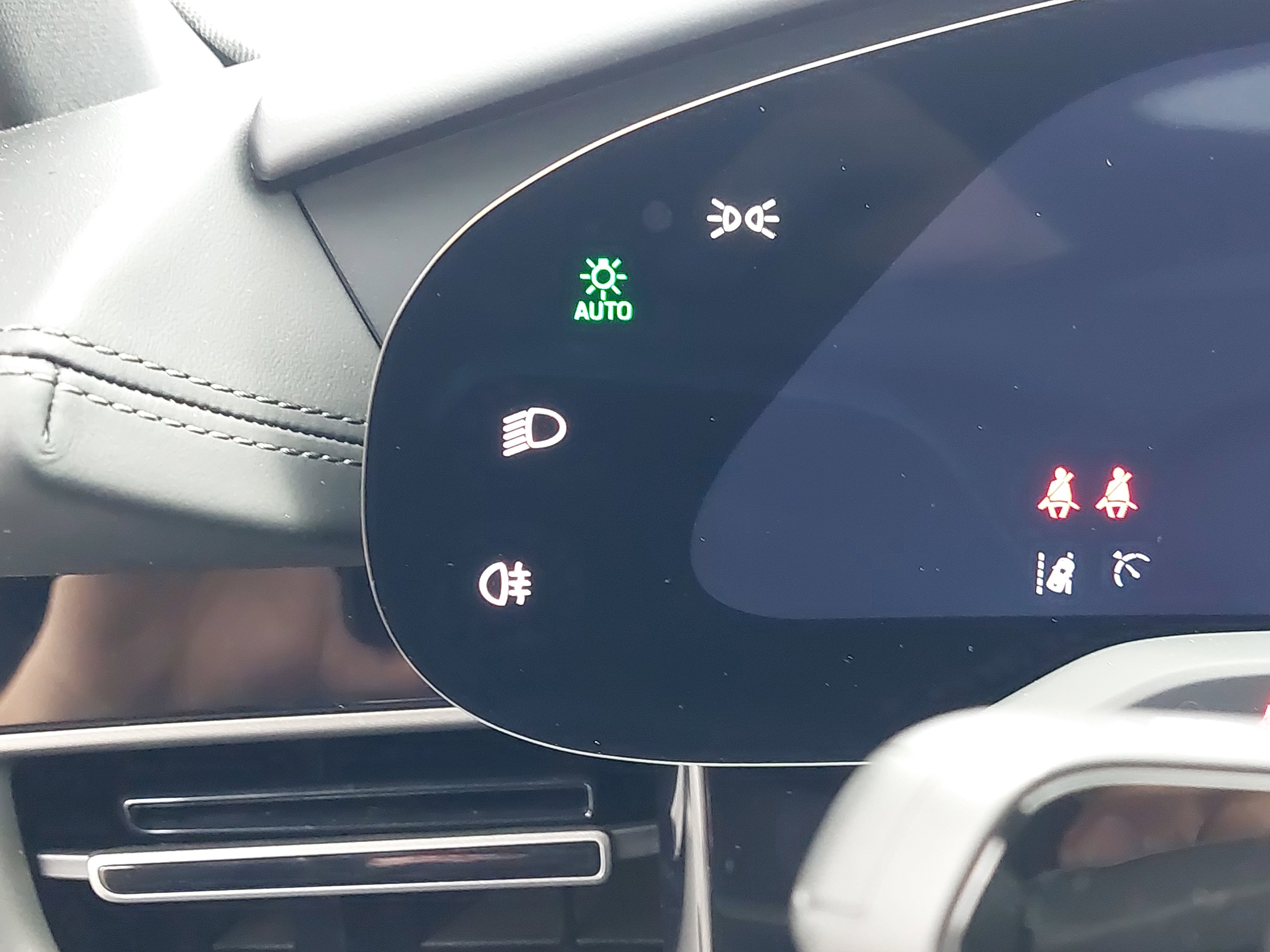 New 2025 Porsche Taycan 4S image 27