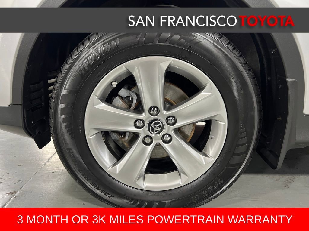 Used 2015 Toyota RAV4 XLE image 9