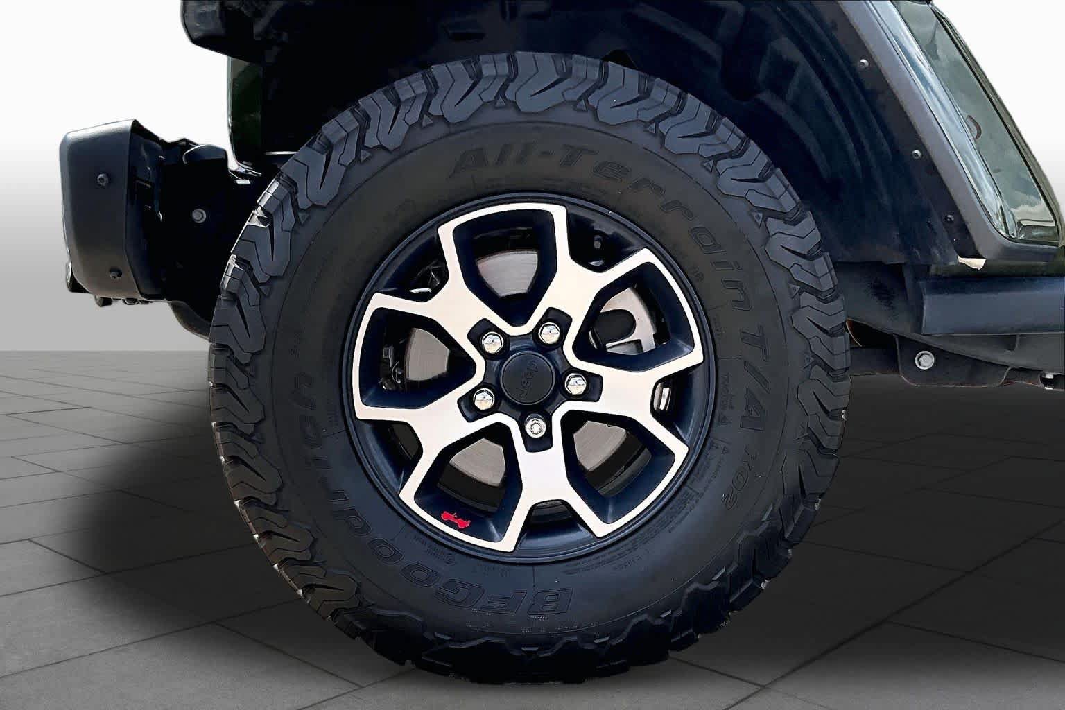 Used 2023 Jeep Wrangler Unlimited Rubicon w/ Steel Bumper Group AWD/4WD image 10
