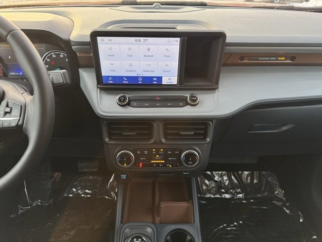 Certified 2024 Ford Maverick Lariat w/ FX4 Off-Road Package image 2