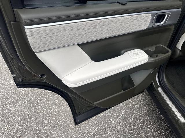 New 2025 Hyundai Santa Fe Calligraphy FWD image 12
