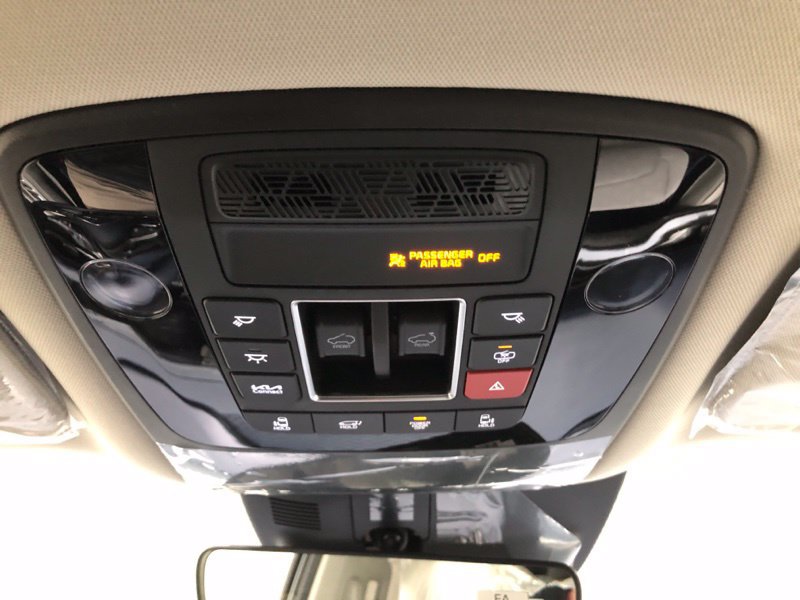 New 2026 Kia Carnival SX w/ SX Dark Edition Package FWD image 29