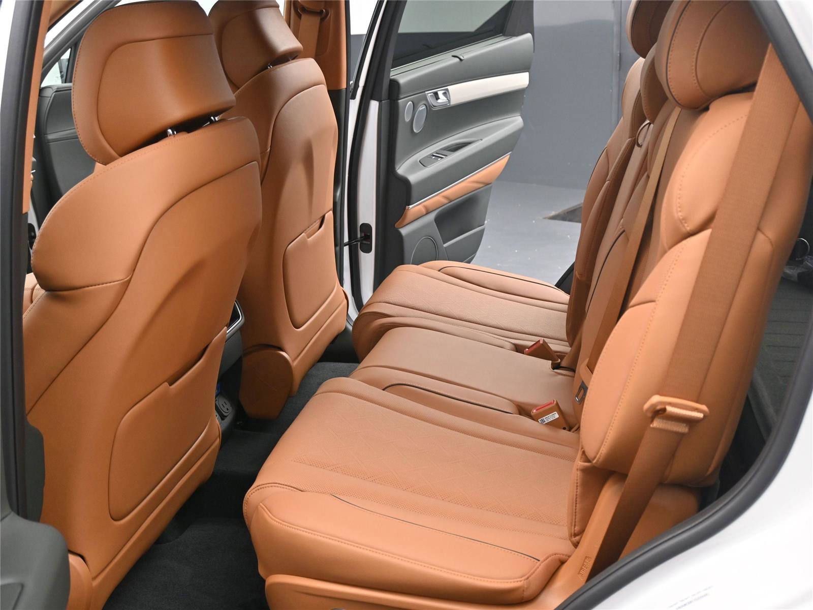 New 2026 Genesis GV80 2.5T Advanced image 6