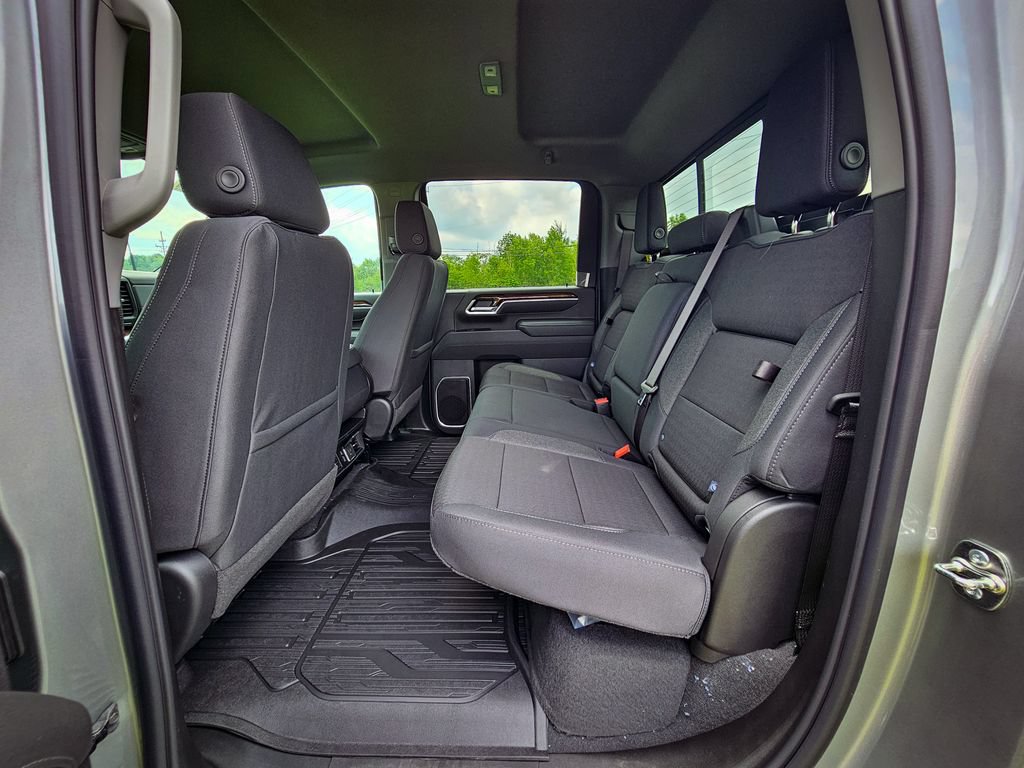 New 2026 GMC Sierra 2500 SLE w/ SLE Value Package; AWD/4WD image 33