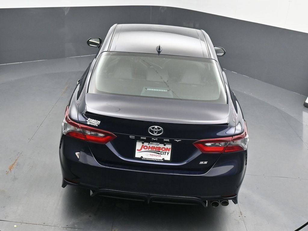 Used 2021 Toyota Camry SE image 32