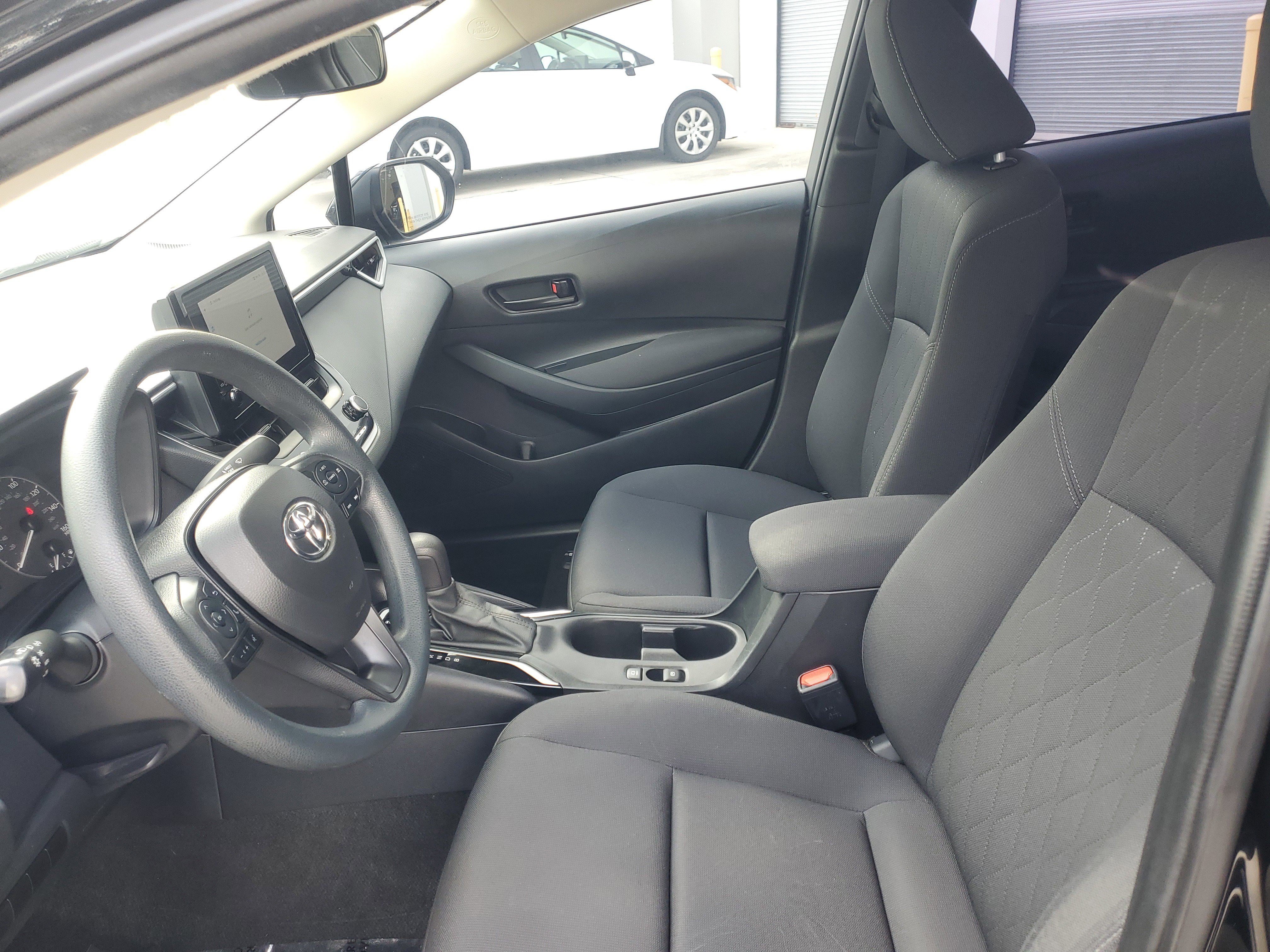 Used 2023 Toyota Corolla LE FWD image 14
