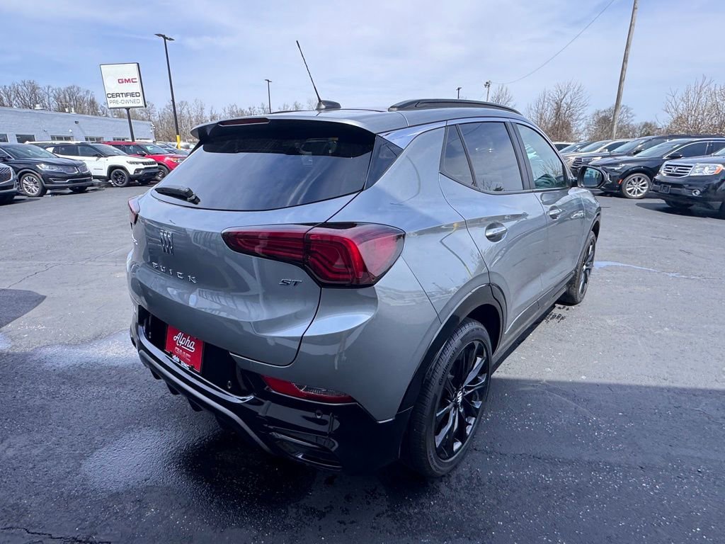 Used 2024 Buick Encore GX Sport Touring w/ Experience Buick Package image 7