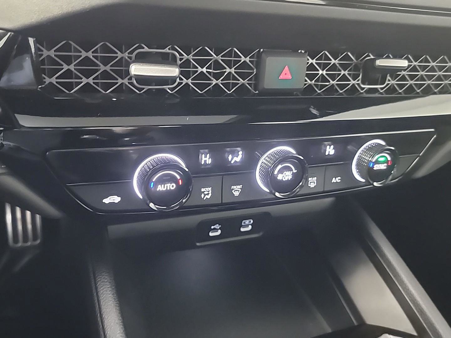 Certified 2024 Honda Accord Sport image 30