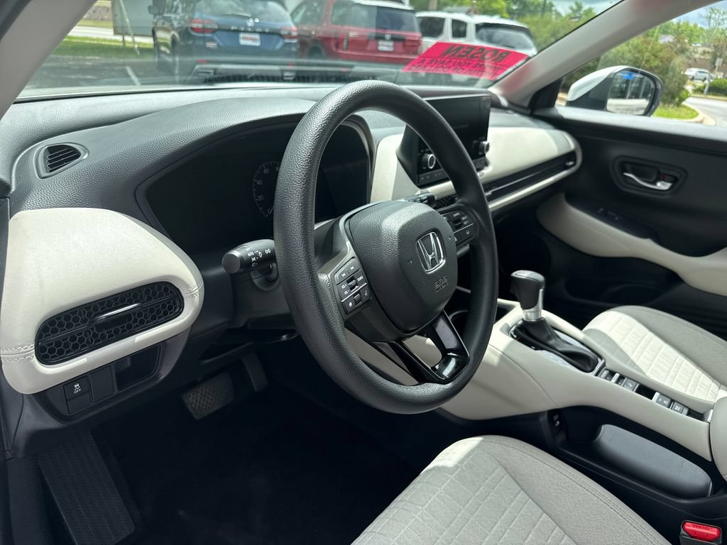Certified 2025 Honda HR-V LX image 14