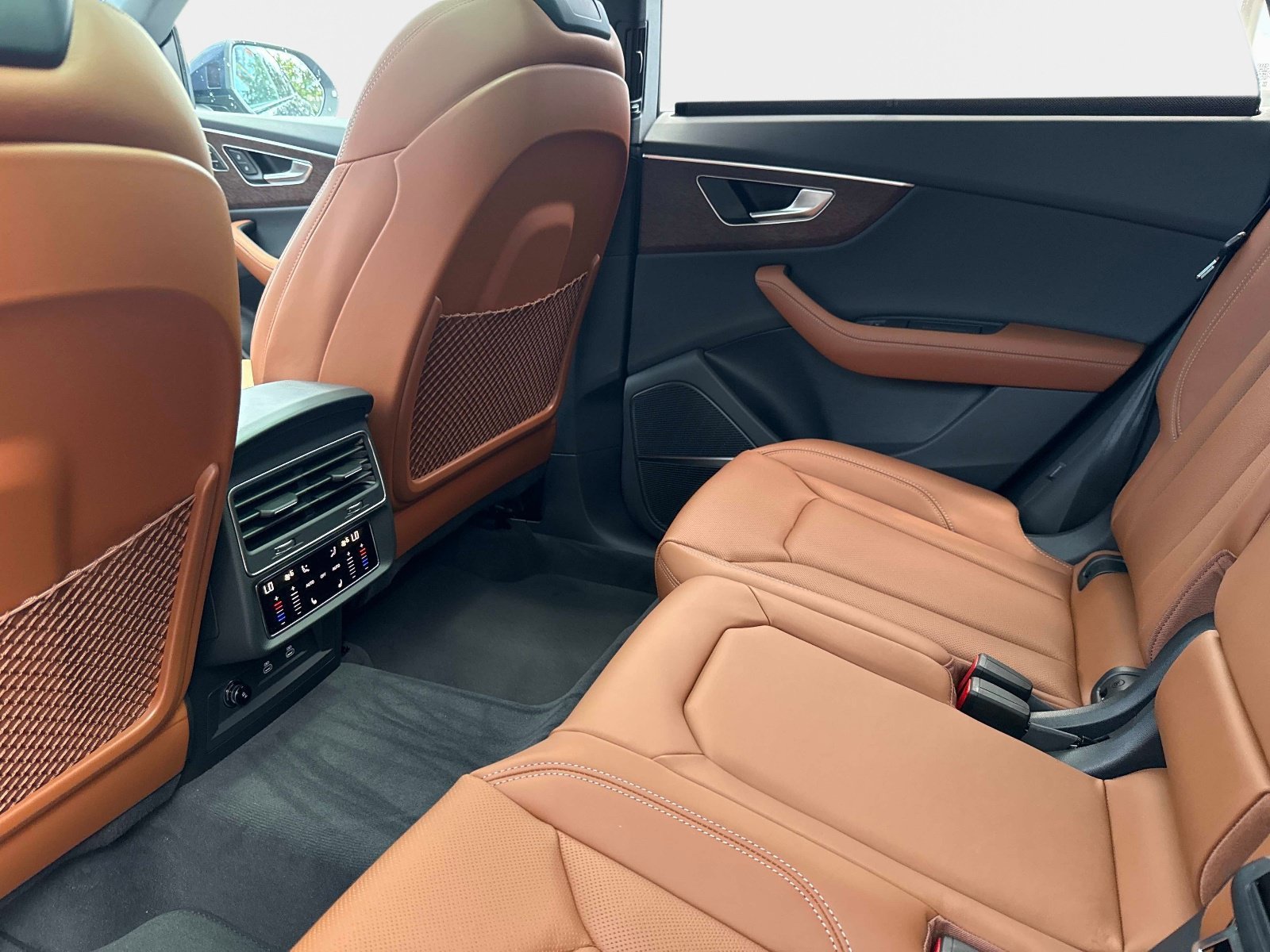 New 2026 Audi Q8 Prestige AWD/4WD image 13